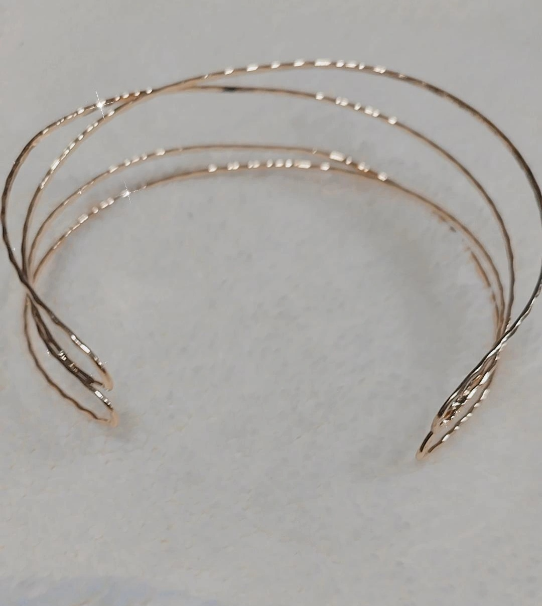Choker para cuello. Enchapado en dorado