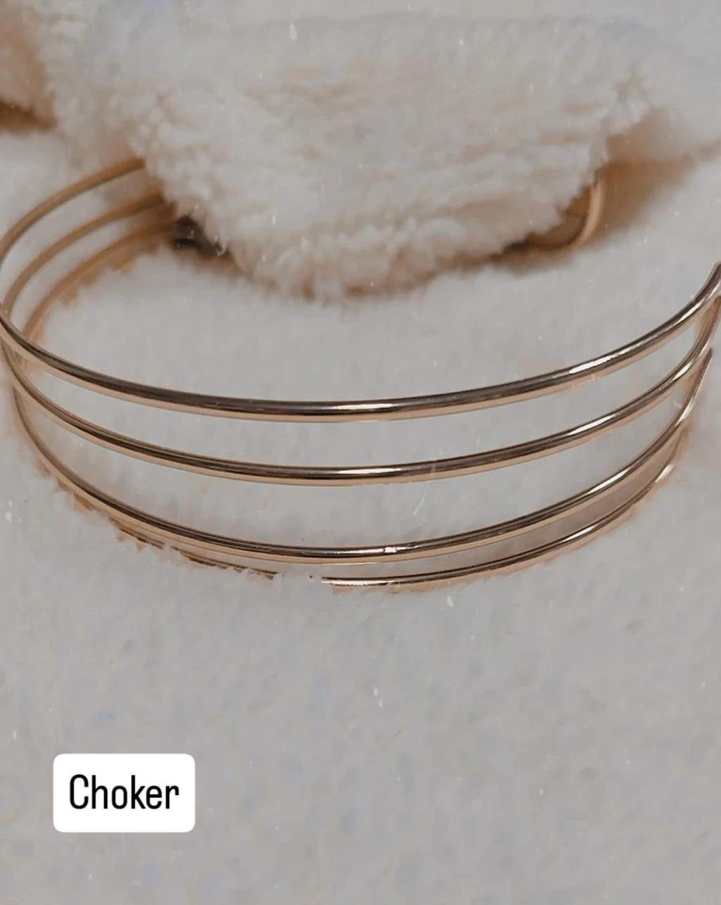 Choker para cuello. Enchapado en dorado